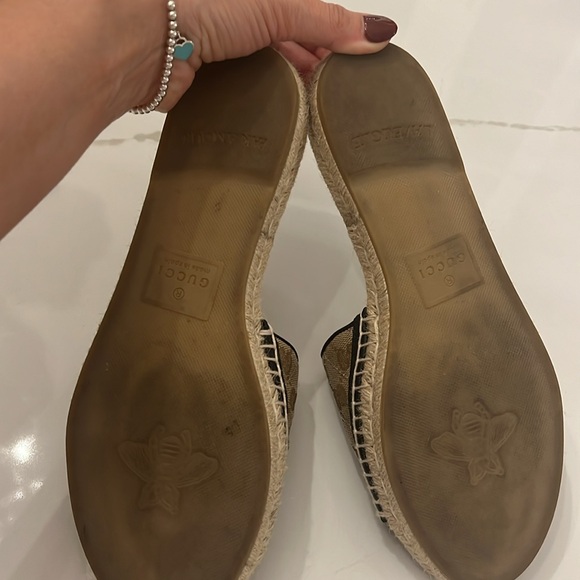 Gucci espadrilles canvas sandal with gold hardware. Used a few times. - Picture 4 of 7